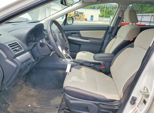 JF2GPABC0HH278743 2017 SUBARU CROSSTREK White Front interior view