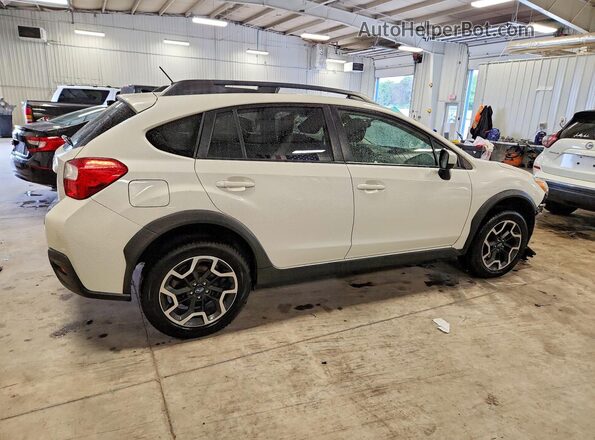 JF2GPABC1G8315944 2016 SUBARU CROSSTREK White Հետևի աջ