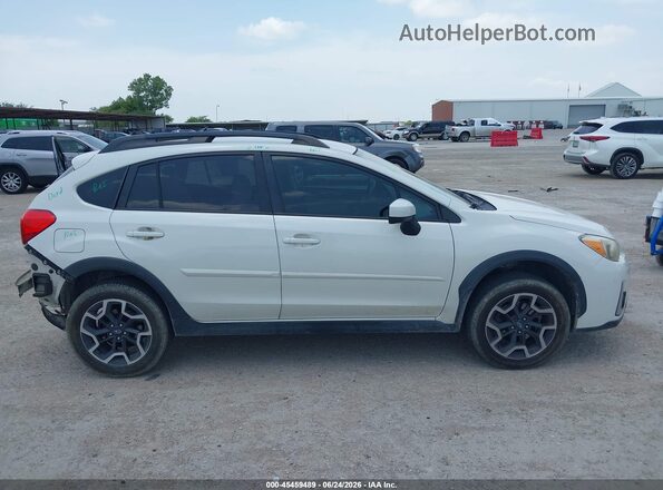 JF2GPABC1H8232497 2017 SUBARU CROSSTREK White Widok wnętrza 360 stopni