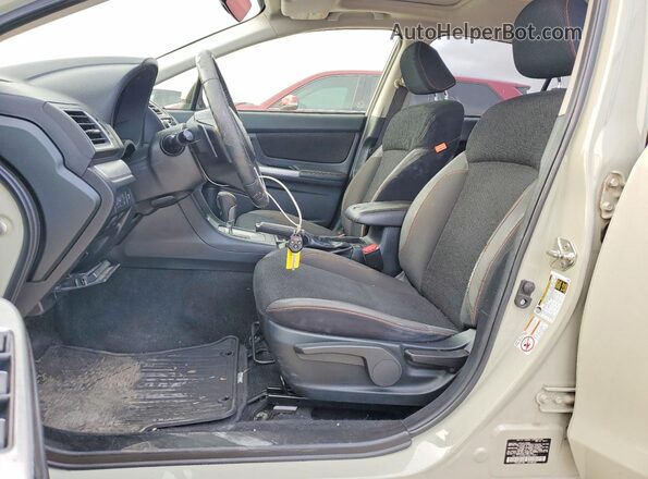 JF2GPABC4HH275957 2017 SUBARU CROSSTREK Green Front interior view