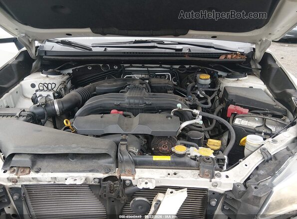 JF2GPABC8G8269559 2016 SUBARU CROSSTREK Белый Вид сзади