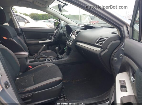 JF2GPABC8G9297792 2016 SUBARU CROSSTREK Серебряный Вид салона спереди