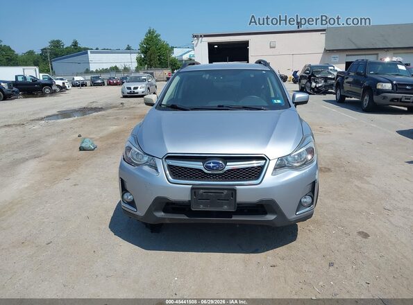 JF2GPABC9H9206188 2017 SUBARU CROSSTREK Silver Вид щитка приладів