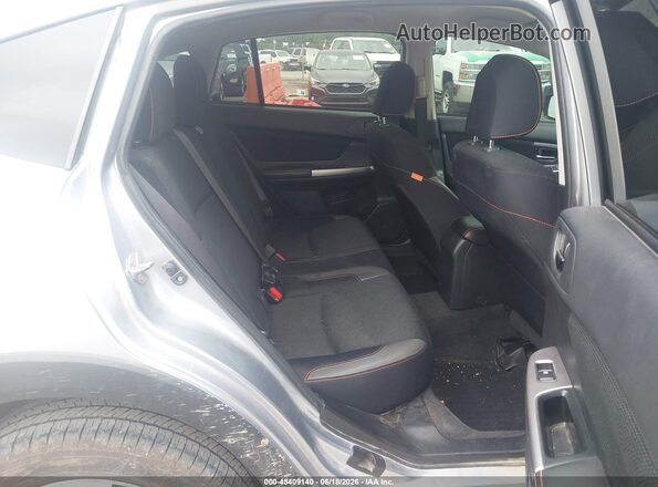 JF2GPABCXG8231427 2016 SUBARU CROSSTREK Silver Widok naklejki z numerem VIN