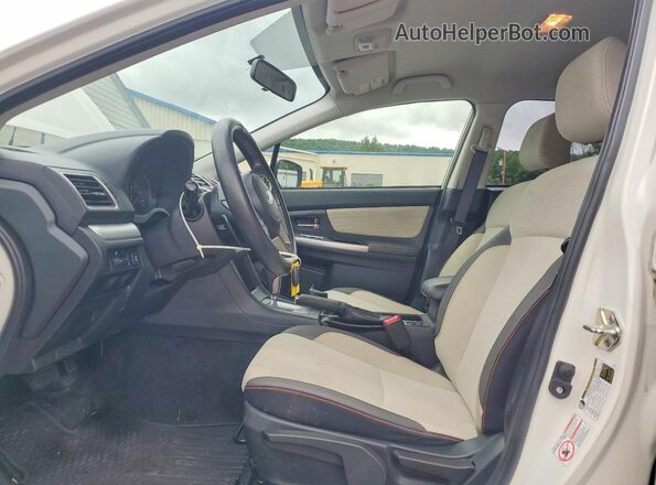 JF2GPABCXG8345623 2016 SUBARU CROSSTREK White Front interior view