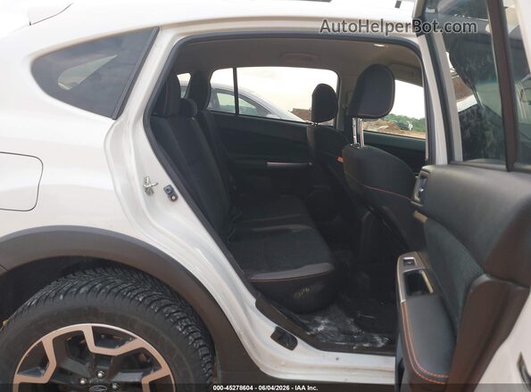 JF2GPABCXGH346870 2016 SUBARU CROSSTREK White VIN կոդի պիտակի տեսք