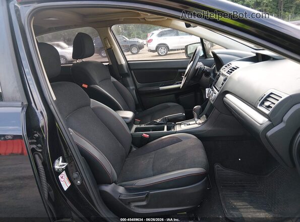 JF2GPABCXHH226990 2017 SUBARU CROSSTREK Черный Вид салона спереди