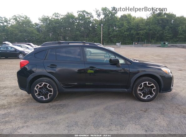 JF2GPABCXHH226990 2017 SUBARU CROSSTREK Черный Вид задней части салона