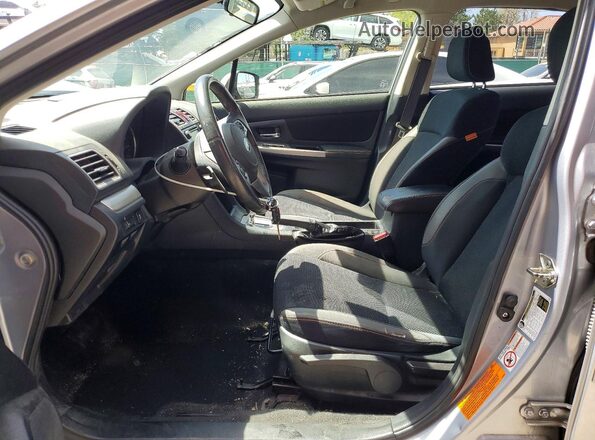 JF2GPABCXHH242588 2017 SUBARU CROSSTREK Серебряный Вид салона спереди