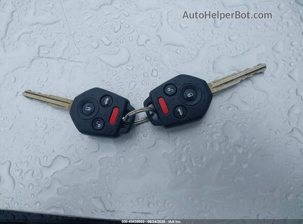 JF2GPADC5H8219927 2017 SUBARU CROSSTREK Серый Вид панели приборов