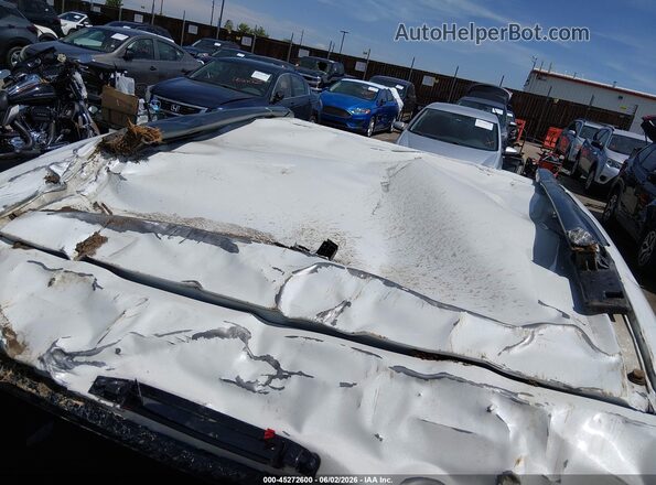 JF2GPADCXGH330472 2016 SUBARU CROSSTREK White 