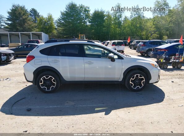 JF2GPAKC0G8225331 2016 SUBARU CROSSTREK White Rear interior view