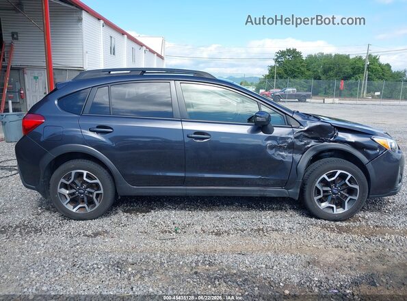 JF2GPAKC0HH238582 2017 SUBARU CROSSTREK Черный Вид задней части салона