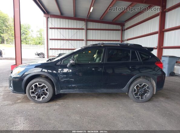 JF2GPAKC1H8221564 2017 SUBARU CROSSTREK Black 360 interior view