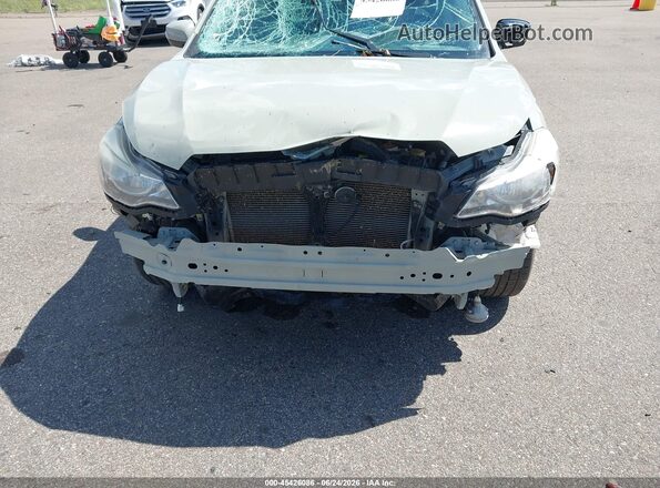 JF2GPAKC5HH261601 2017 SUBARU CROSSTREK Кремовый Вид спереди