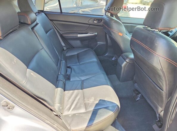 JF2GPAKC6G8237760 2016 SUBARU CROSSTREK Silver Vista interior trasera