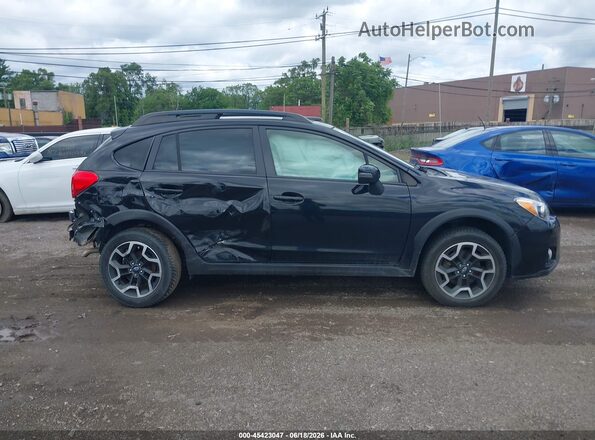 JF2GPALC0H8214765 2017 SUBARU CROSSTREK Черный Вид задней части салона