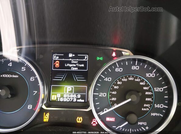 JF2GPANC0GH313033 2016 SUBARU CROSSTREK Black უკანა სავარძლების ხედი