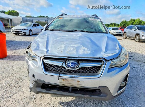 JF2GPANC5HH227329 2017 SUBARU CROSSTREK Silver Front view