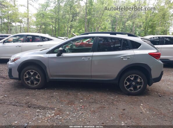 JF2GTAAC4JH208620 2018 SUBARU CROSSTREK Silver 360 interior view