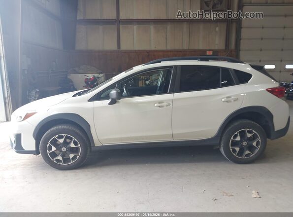 JF2GTAAC9JH314609 2018 SUBARU CROSSTREK White Vista interior de 360 grados