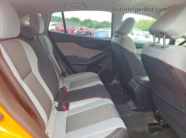 JF2GTABC0JH253066 2018 SUBARU CROSSTREK Orange Vista de los asientos traseros