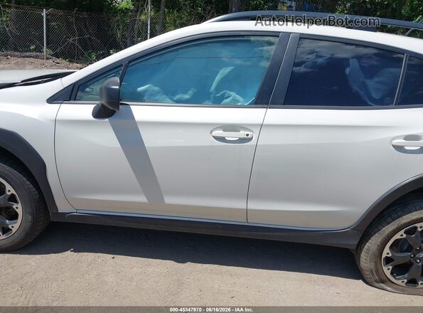 JF2GTABC0PH276842 2023 SUBARU CROSSTREK White 360 interior view