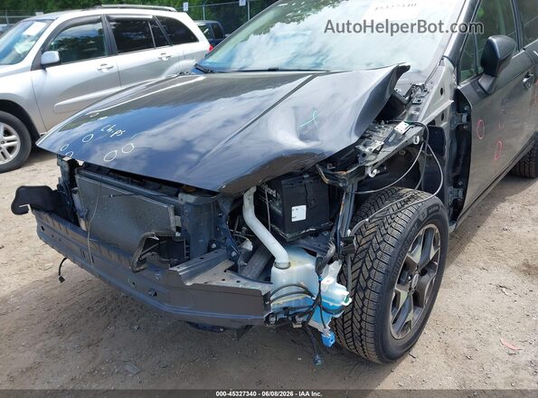 JF2GTABC4JH325581 2018 SUBARU CROSSTREK Black Front view
