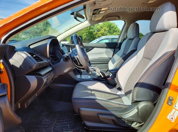 JF2GTABC5JH208916 2018 SUBARU CROSSTREK Orange Vista interior delantera