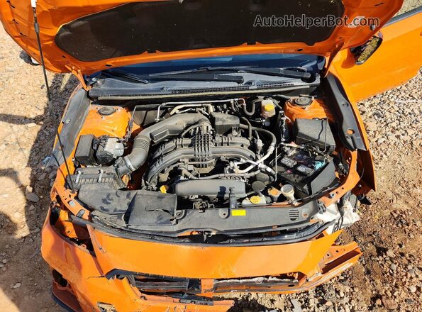 JF2GTABC5JH208916 2018 SUBARU CROSSTREK Orange Vista del compartimento del motor