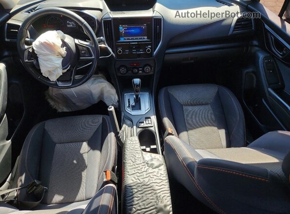 JF2GTABC9JH236072 2018 SUBARU CROSSTREK Silver Widok deski rozdzielczej