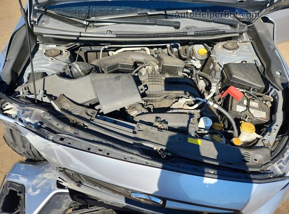 JF2GTABC9JH236072 2018 SUBARU CROSSTREK Silver Widok wnętrza z tyłu