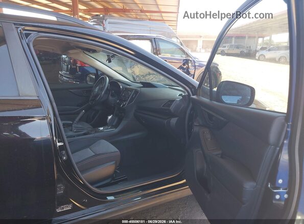 JF2GTABC9JH333370 2018 SUBARU CROSSTREK Black Вид салону спереду