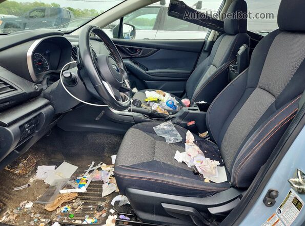 JF2GTACC3JH286285 2018 SUBARU CROSSTREK Blue Вид салону спереду