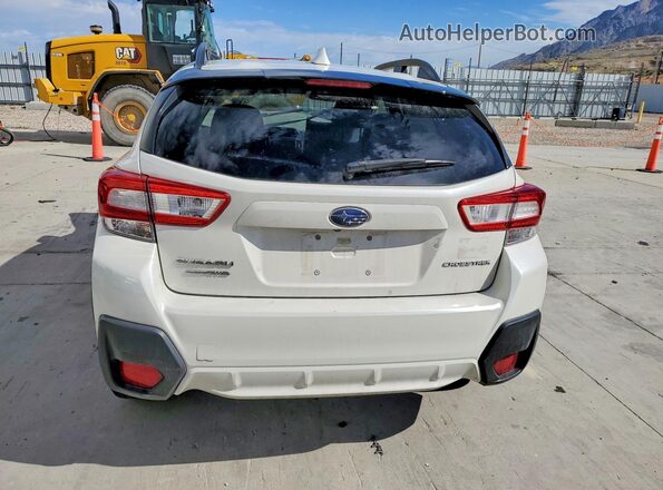 JF2GTACC3K8277278 2019 SUBARU CROSSTREK White Հետևի տեսք