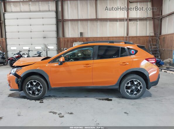 JF2GTACC6JH217431 2018 SUBARU CROSSTREK Оранжевый Панорамный вид салона 360°