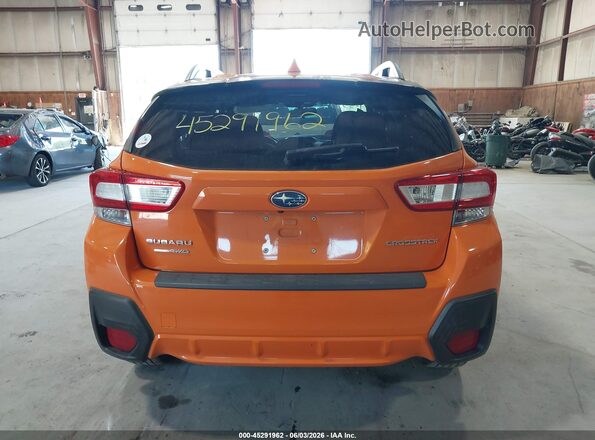 JF2GTACC6JH217431 2018 SUBARU CROSSTREK Оранжевый 