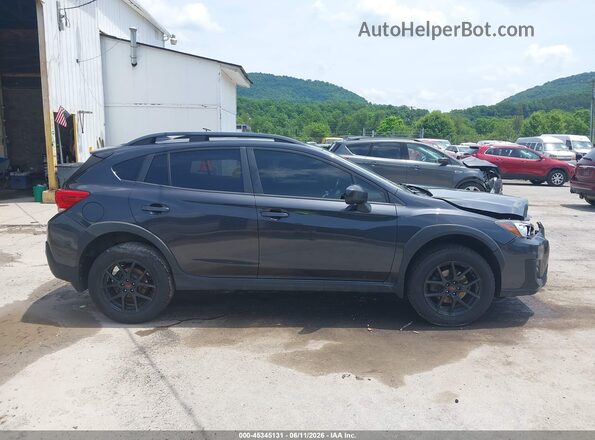 JF2GTACC7K8390215 2019 SUBARU CROSSTREK Black Rear interior view
