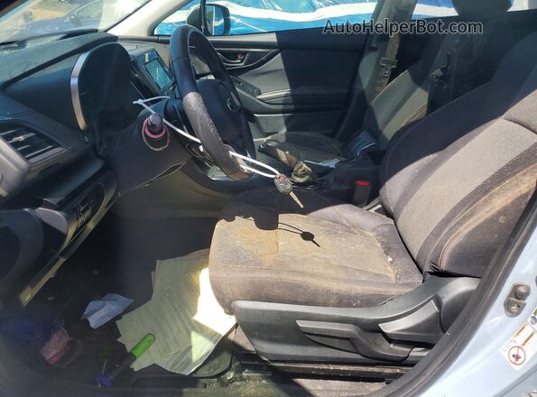 JF2GTADC0JH290759 2018 SUBARU CROSSTREK Синий Вид салона спереди