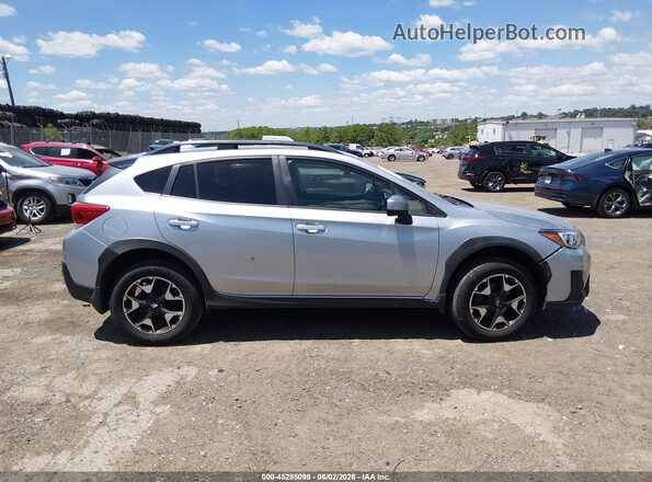 JF2GTADC1KH259229 2019 SUBARU CROSSTREK Серебряный Вид задней части салона