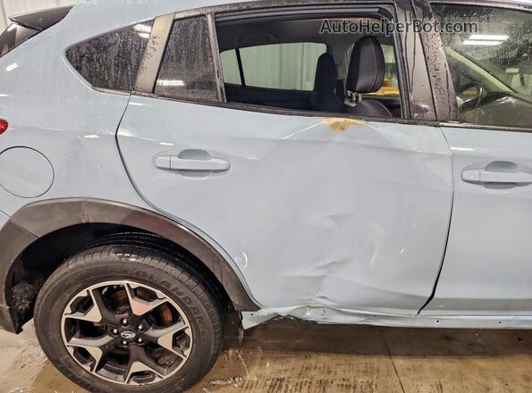 JF2GTADC2K8356813 2019 SUBARU CROSSTREK Blue Rear interior view