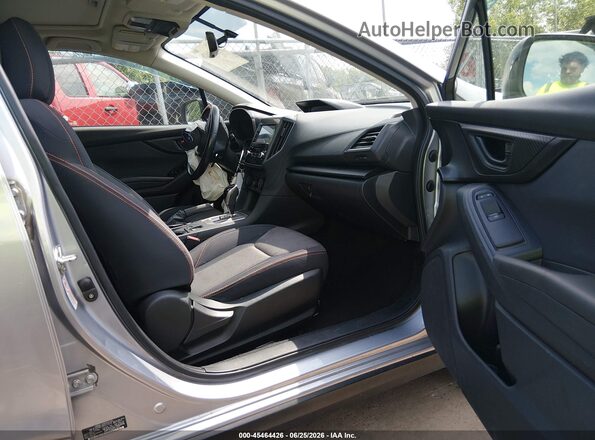JF2GTADC3K8212476 2019 SUBARU CROSSTREK Silver Vista interior delantera