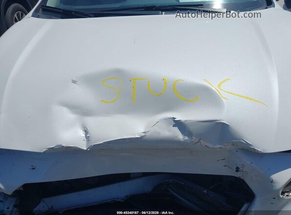JF2GTADC4J8274161 2018 SUBARU CROSSTREK White Rear view