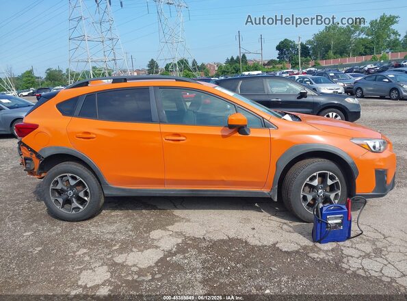 JF2GTADC5J8200540 2018 SUBARU CROSSTREK Orange Widok wnętrza 360 stopni