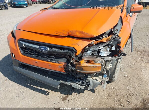 JF2GTADC5JH309029 2018 SUBARU CROSSTREK Оранжевый Вид спереди