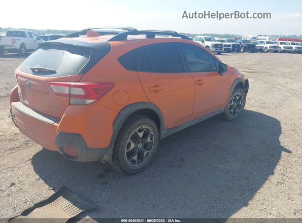 JF2GTADC5JH309029 2018 SUBARU CROSSTREK Оранжевый Задняя правая четверть