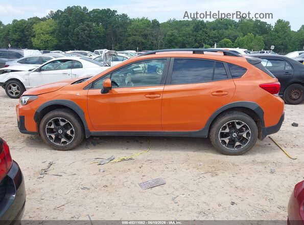 JF2GTADC7JH248296 2018 SUBARU CROSSTREK Orange 360 interior view