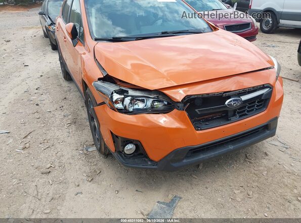 JF2GTADC7JH248296 2018 SUBARU CROSSTREK Orange Front view