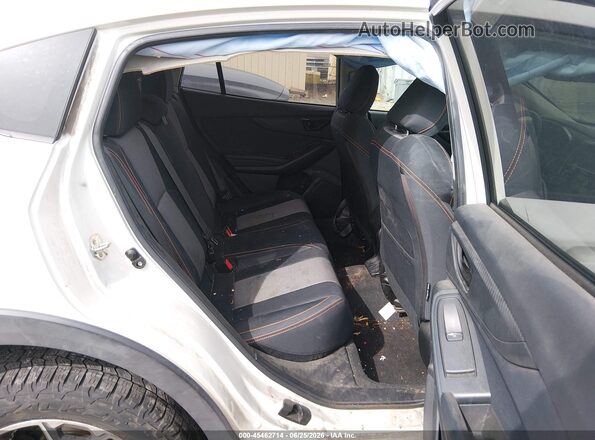 JF2GTADC8K8225398 2019 SUBARU CROSSTREK White Widok naklejki z numerem VIN