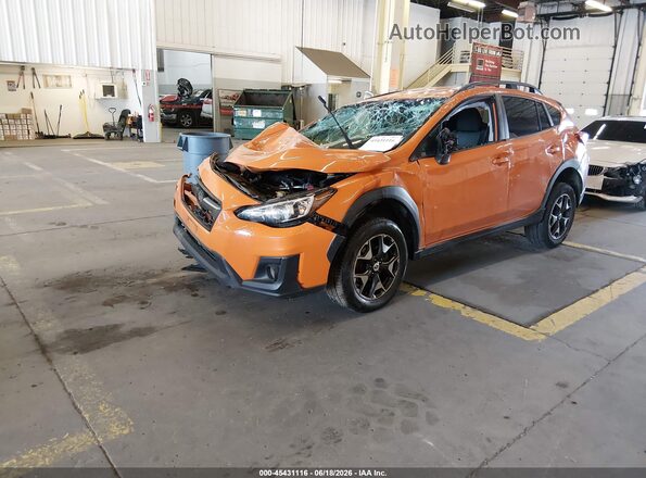 JF2GTADCXJ8281261 2018 SUBARU CROSSTREK Оранжевый Передняя левая четверть